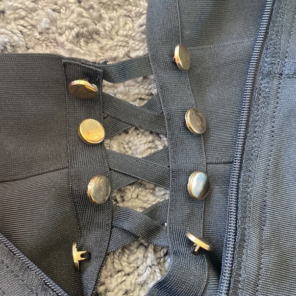 IRIS Tight Fitting Mini Black Dress Size M - Picture 9 of 10